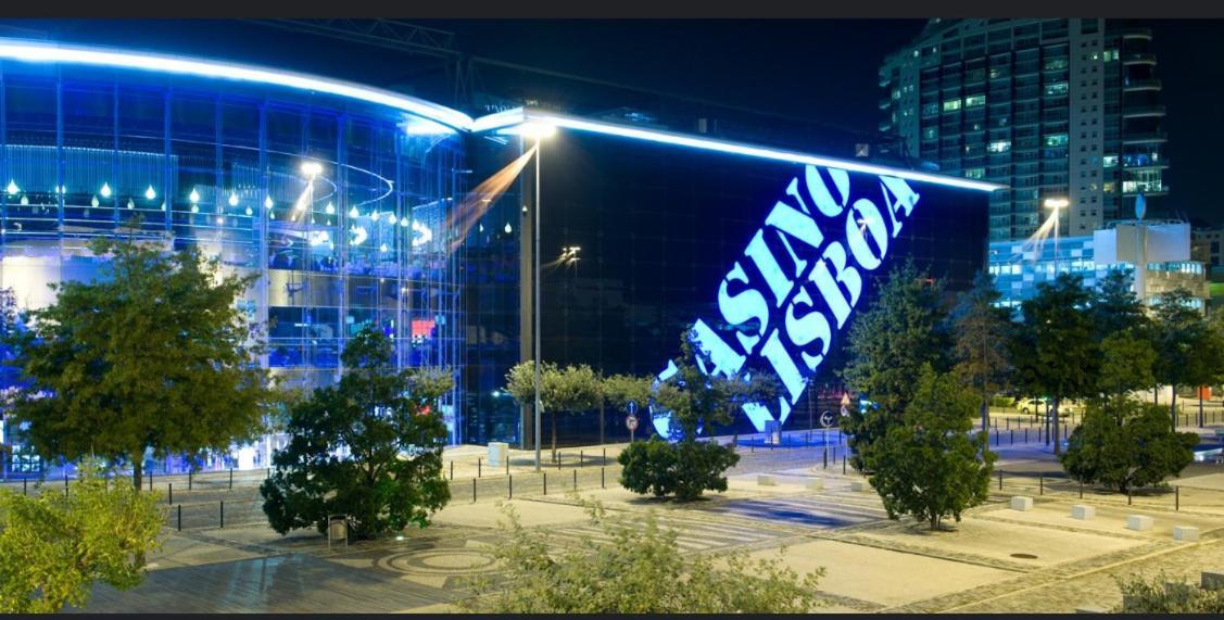 Airport And Bus Station Home Lisbon Exterior photo